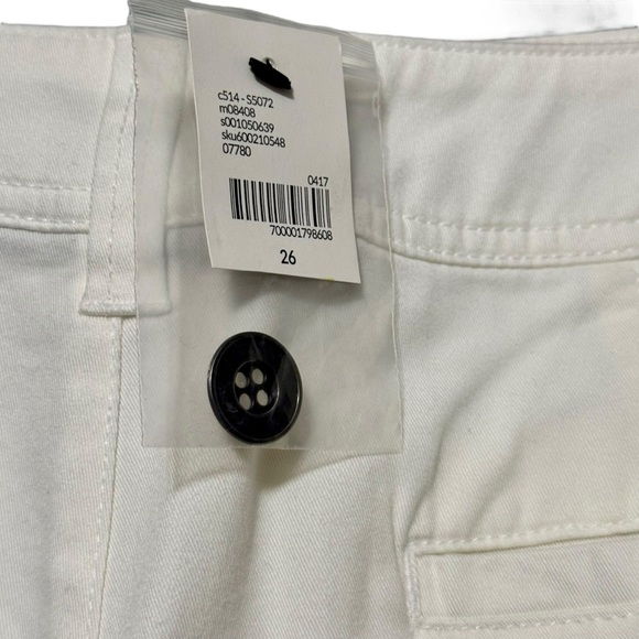 Lane Bryant New Classic White Longer Length Cotton Blend shorts size 26 - Picture 6 of 8